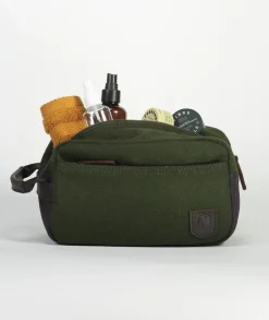 Island Bay Wash Bag